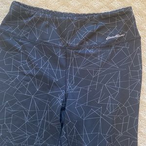 Eddie Bauer Women's graphic Capri leggings M